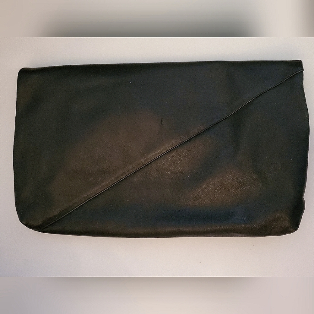 90s Jennifer Moore black leather clutch